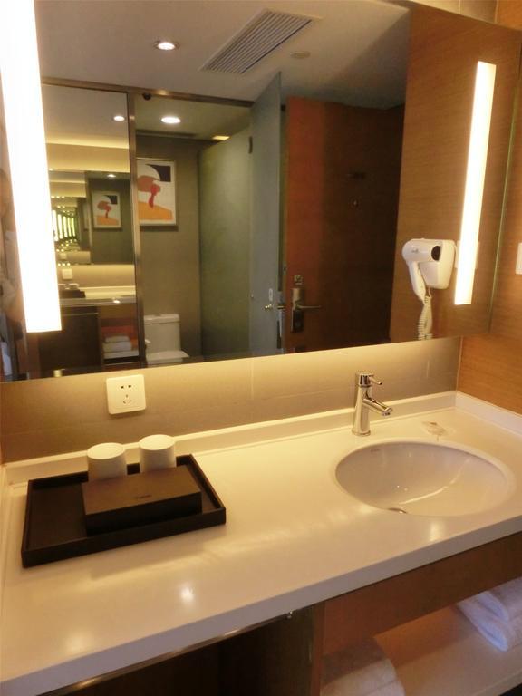 Ji Hotel Guangzhou Zhujiang New Town Ruang foto