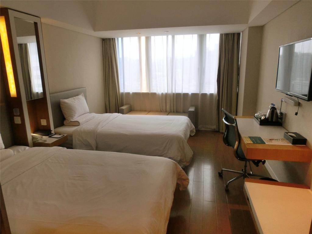 Ji Hotel Guangzhou Zhujiang New Town Bagian luar foto