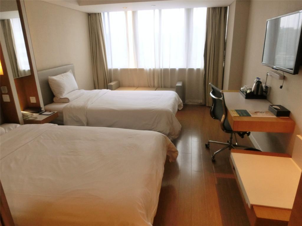 Ji Hotel Guangzhou Zhujiang New Town Bagian luar foto
