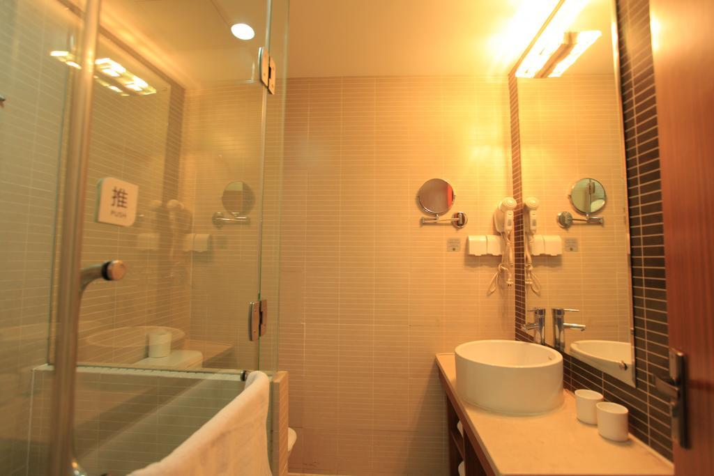 Ji Hotel Guangzhou Zhujiang New Town Bagian luar foto